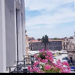 Fera O' Luni 2*, Catania Italy